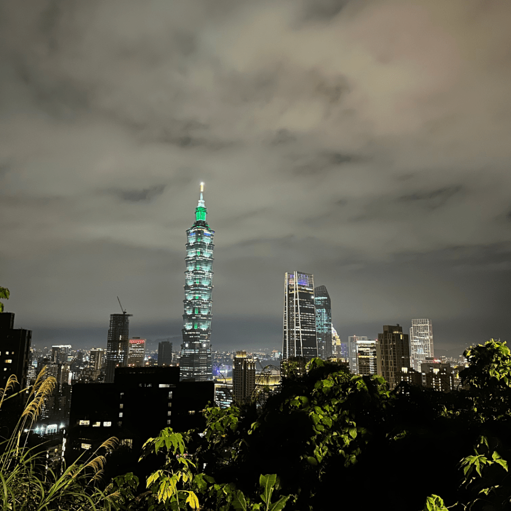 Taipei City Views from Elephant Mountain